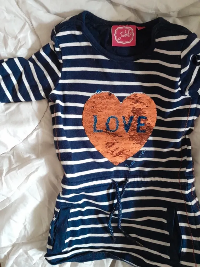 Lot 5 robes 2 ans - photo numéro 5