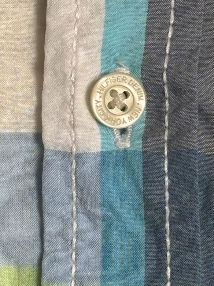 Chemise manche courte tommy hilfiger taille L - photo numéro 3