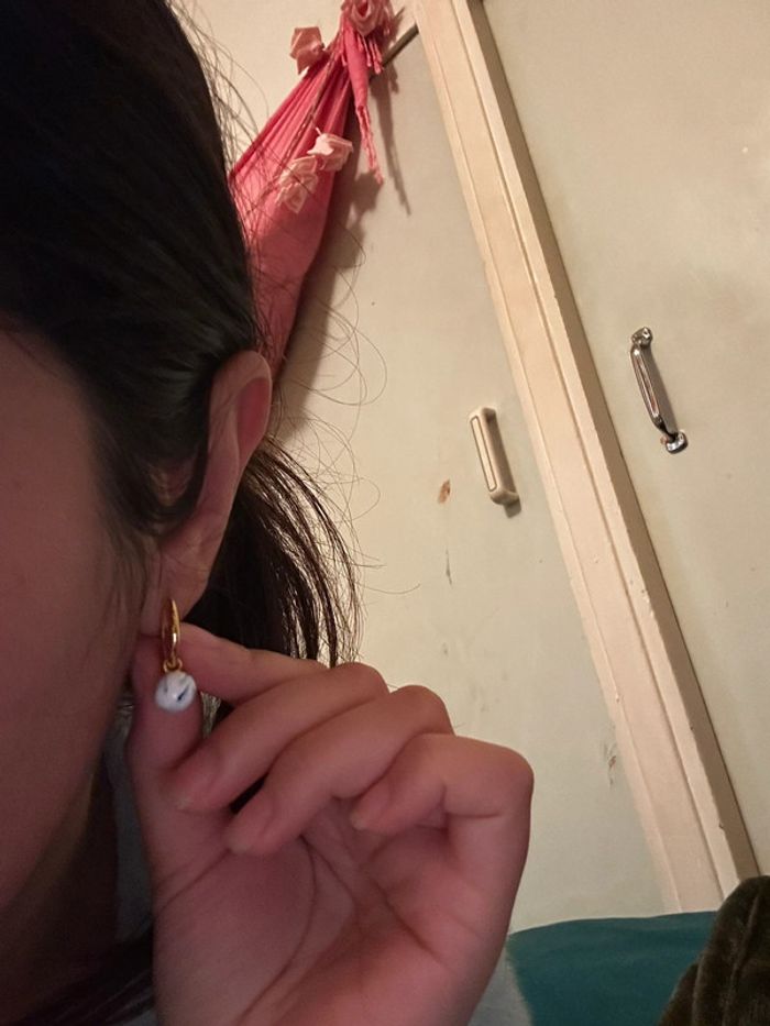 Boucles d’oreilles perle en porcelaine - photo numéro 2