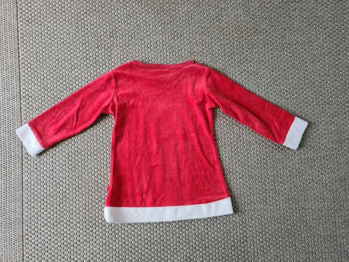 Chemise de nuit chaude ou robe polaire motif "minnie" en bon état. Tissu usé par le temps.
Marque Disney - taille 2/3 ans - photo numéro 4