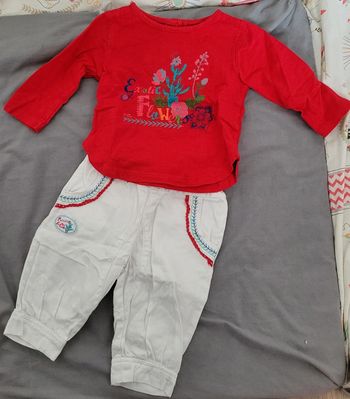 Ensemble 6 mois: pantalon et t-shirt