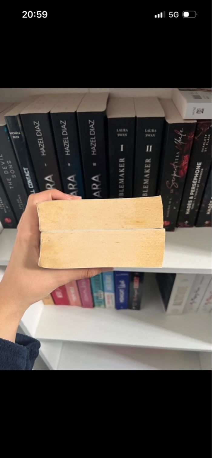 2 premiers tome de la saga Off Campus - photo numéro 6