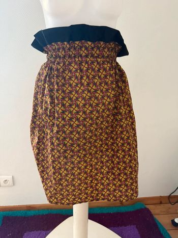 Jupe imprimé africain en très bon état taille M