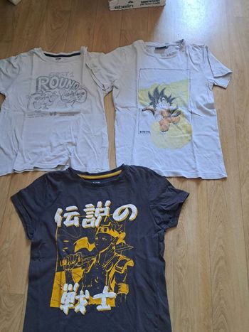 Lot tee shirts 10.ans