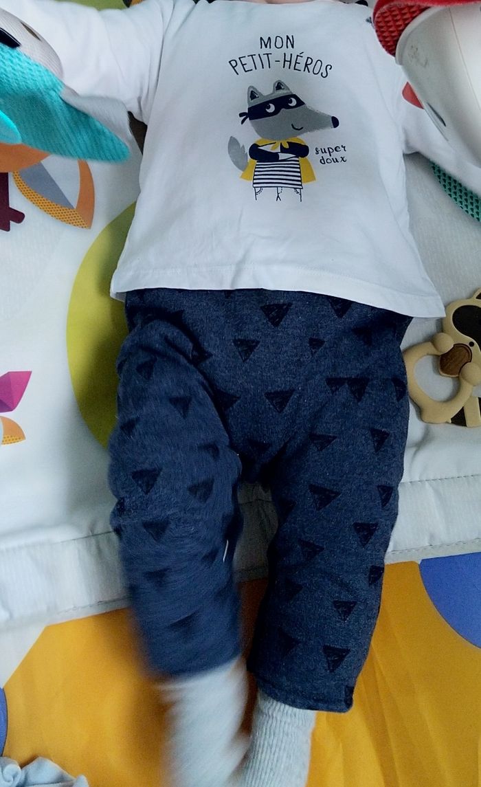 Vêtements 0 à 18 mois