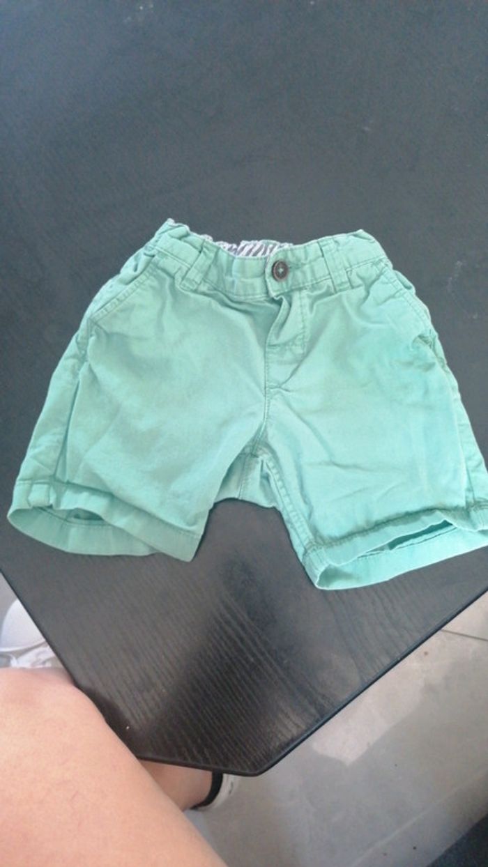 Short H&M 9/12 mois