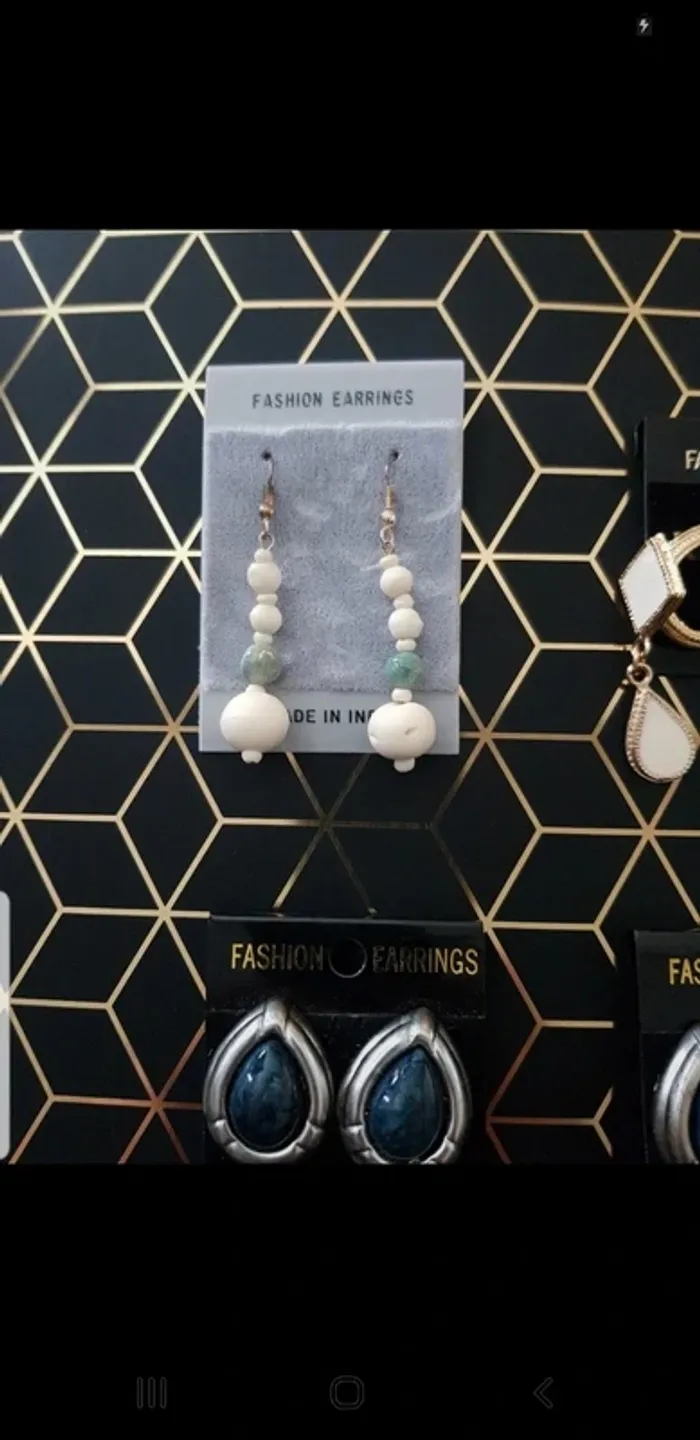 Lot de 4 paires de boucle d'oreille - photo numéro 2