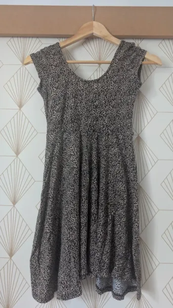 Robe très légère motif panthère