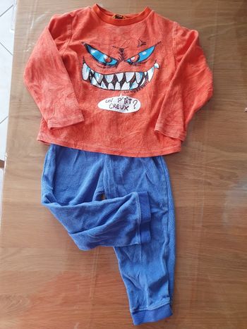 Pyjama monstre