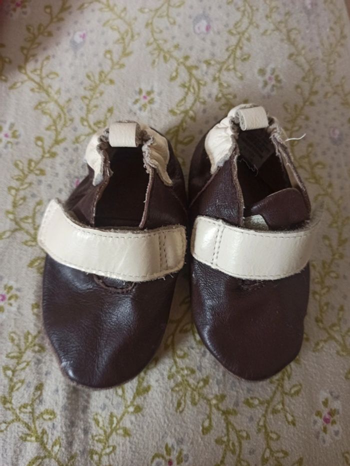 Lot 4 chaussons bébés - photo numéro 3