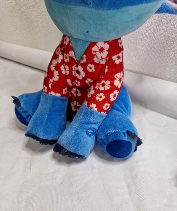 Lot de 2 peluche officiel Disney , Stitch , Hawaï , musicale - photo numéro 2