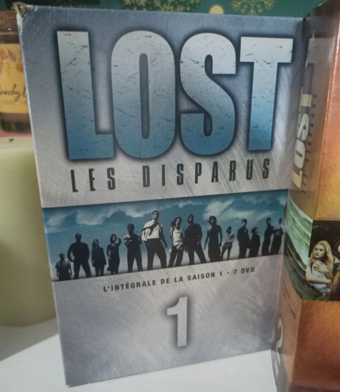Lost les disparus saison 1.2.3 - photo numéro 2