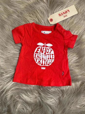 Tee shirt pomme neuf