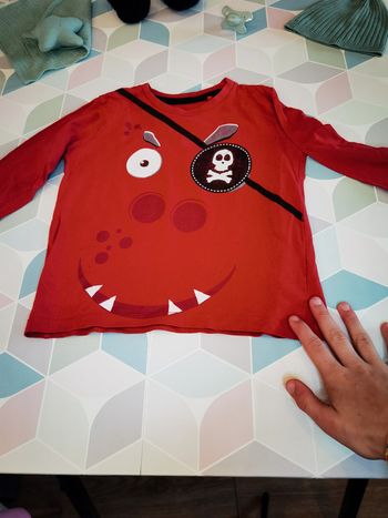 D1457 - tee-shirt garçon 3 ans