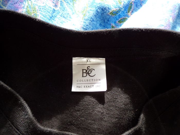 Tee-shirt noir taille XL - photo numéro 2