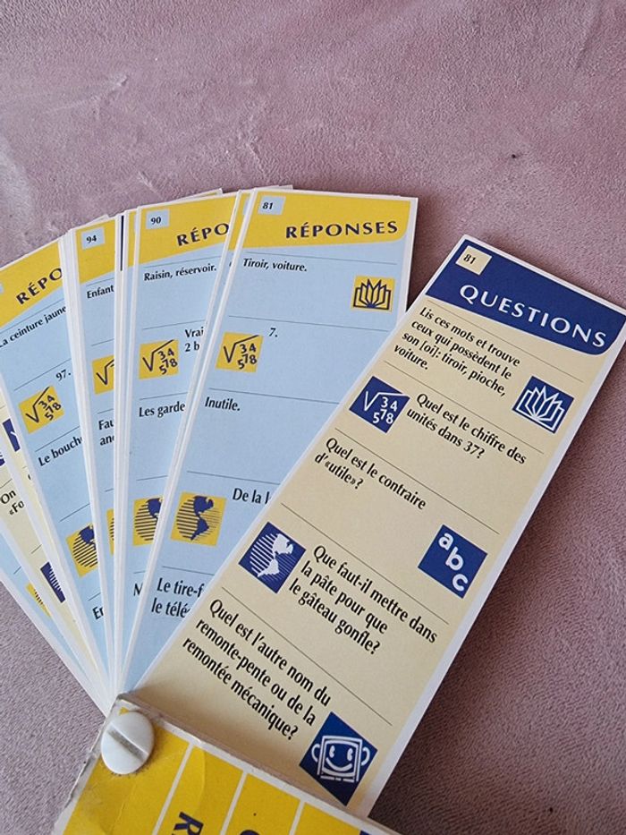 Les incollables - Tout le programme du CP - 6/7 ans : 750 questions réponses éventail 2 - photo numéro 2