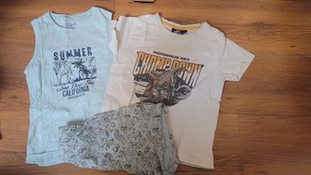 Pyjama jurassic park