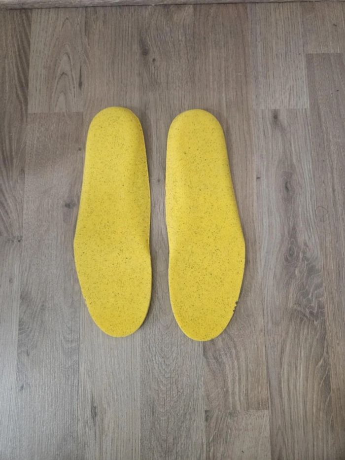 Bottines Superga blanches neuves jamais portées dans leur boîte d'origine taille 37 - photo numéro 6