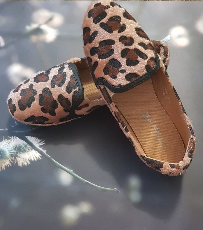 Ballerine neuf motif léopard marque Top oR taille 36