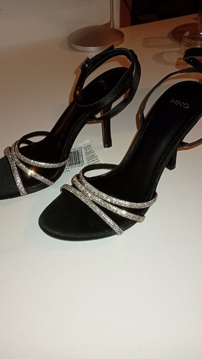 Chaussure - photo numéro 2