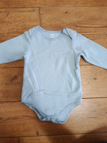 Lot bodies manches longues