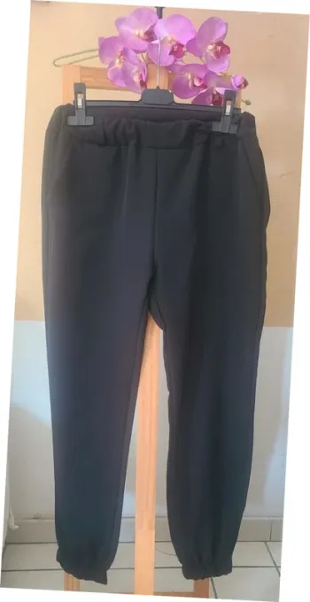 Pantalon noir taille M