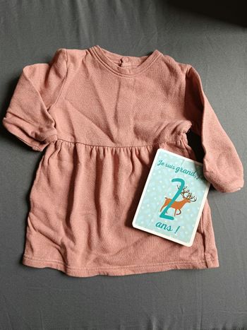 Robe rose chaude 💕 Taille  24 mois