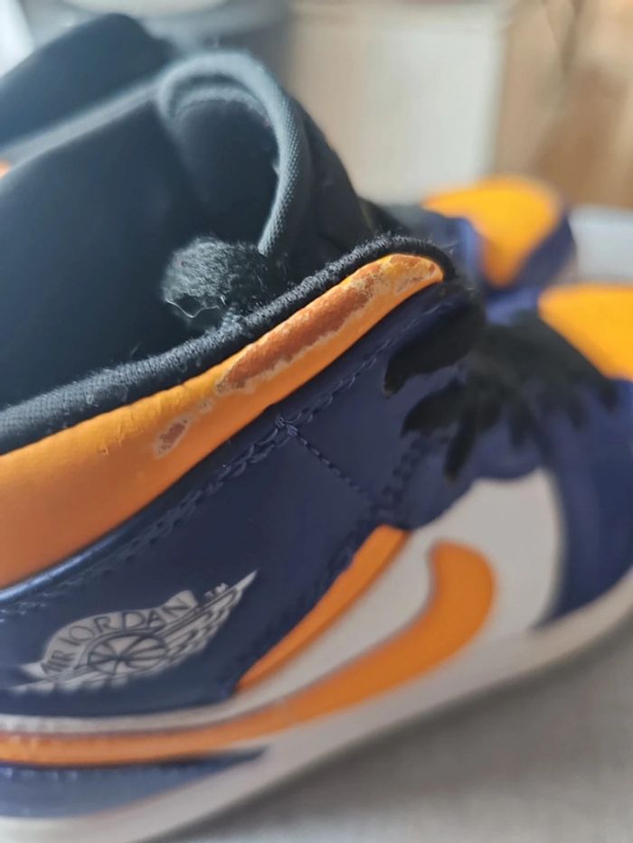 🔥Nike Air Jordan 1 Mid Lakers T.40 💫🏀 - photo numéro 7