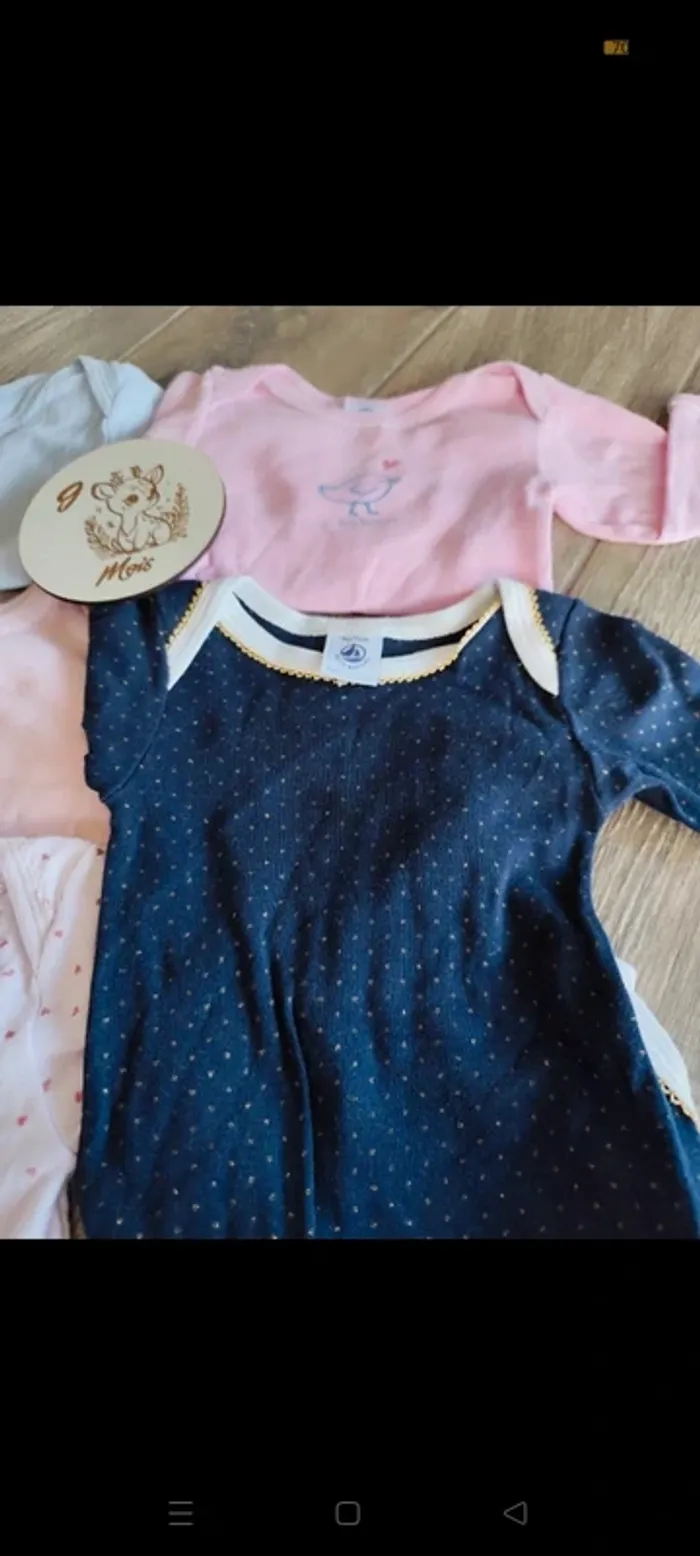Magnifique lot de body petit bateau manche longue à paillettes - photo numéro 2