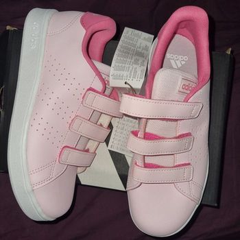 baskets ADIDAS taille 34 🎁 neuf 🎁
