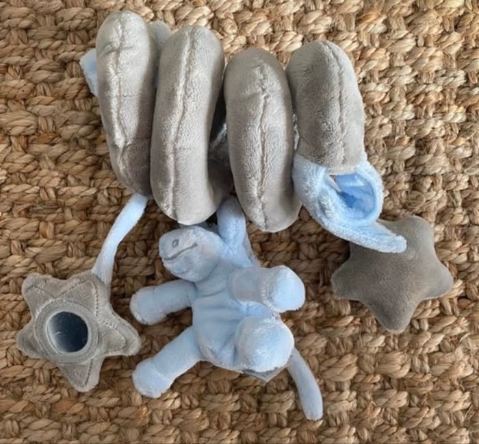 Mobile bébé, gigoteuse et spirale