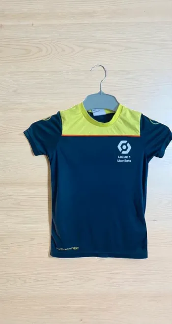 T-shirt garçon Uhlsport 8 ans style Ligue 1 – Très bon état 🌟