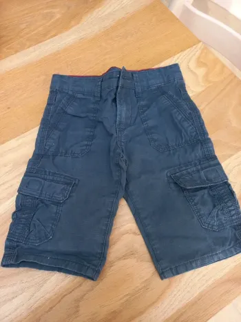 Short okaidi taille 4 Ans