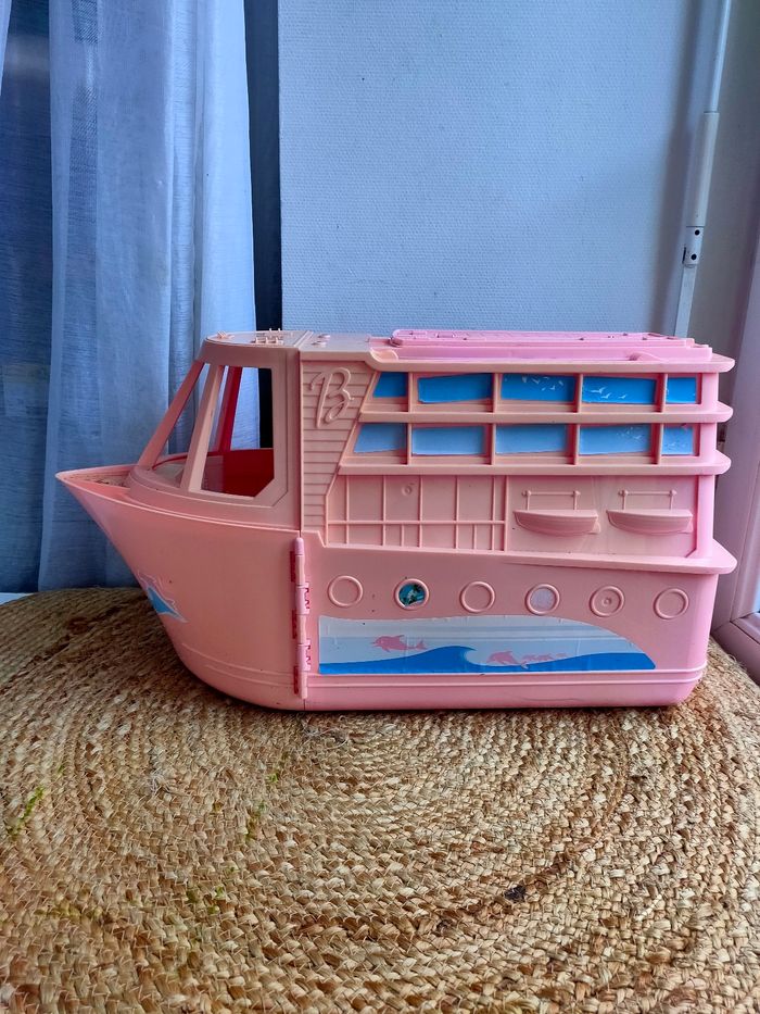 Bateau de croisière Vintage Barbie