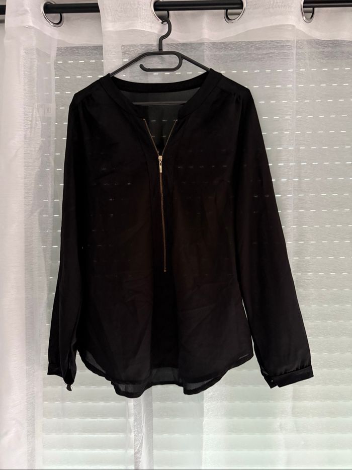Blouse noire avec fermeture dorée - Taille 38 - Bon état