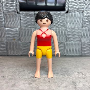 Personnage figurine femme playmobil
