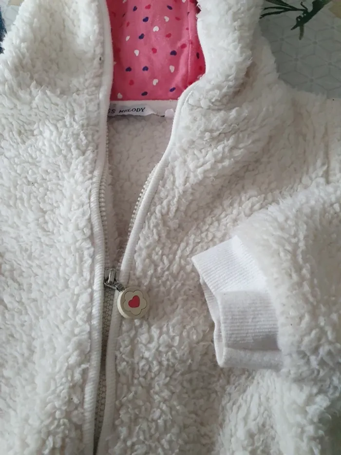 Veste doudoune 4/ 5 ans. - photo numéro 2