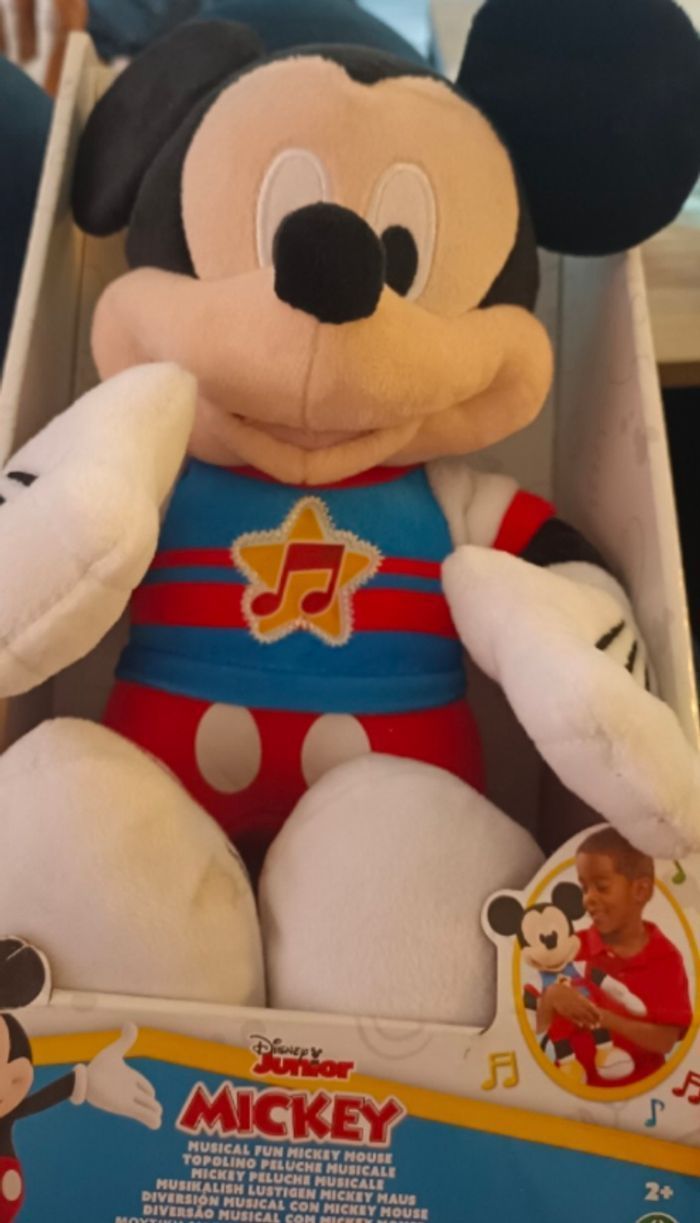 peluche musicale Mickey - photo numéro 3