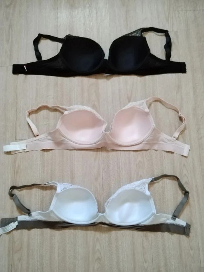 Lot de 4 soutiens-gorges Passionata 85E - photo numéro 2