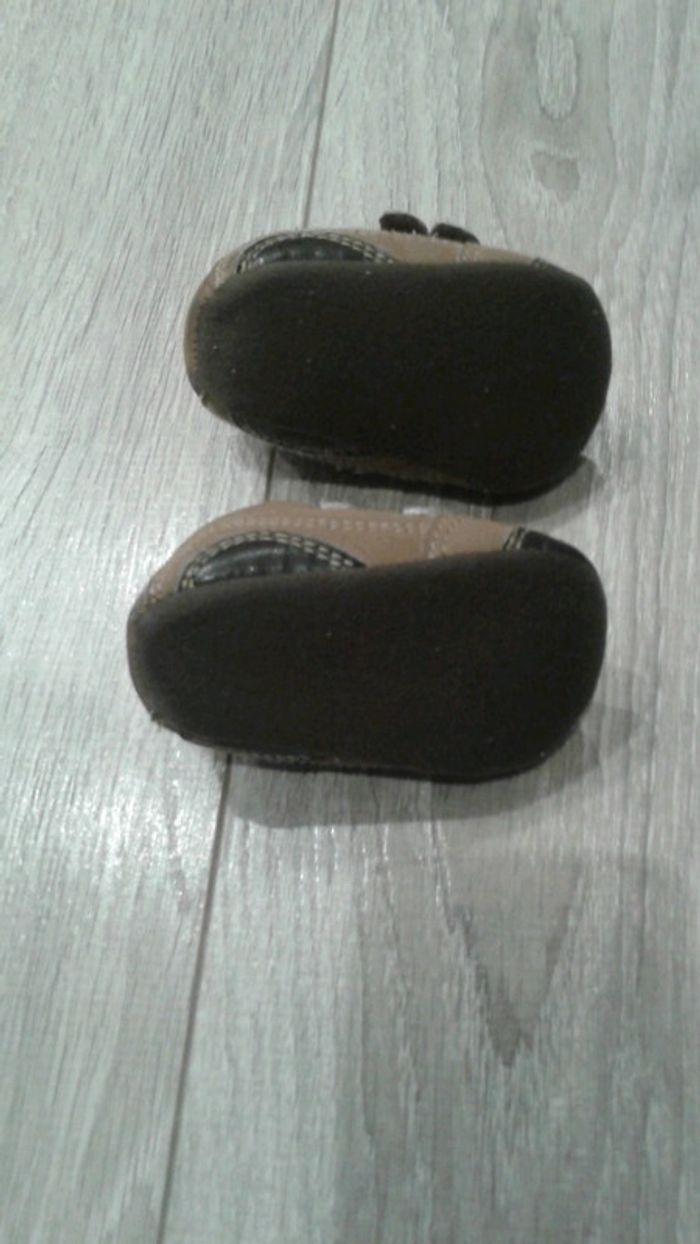 Chaussures bébé - photo numéro 2