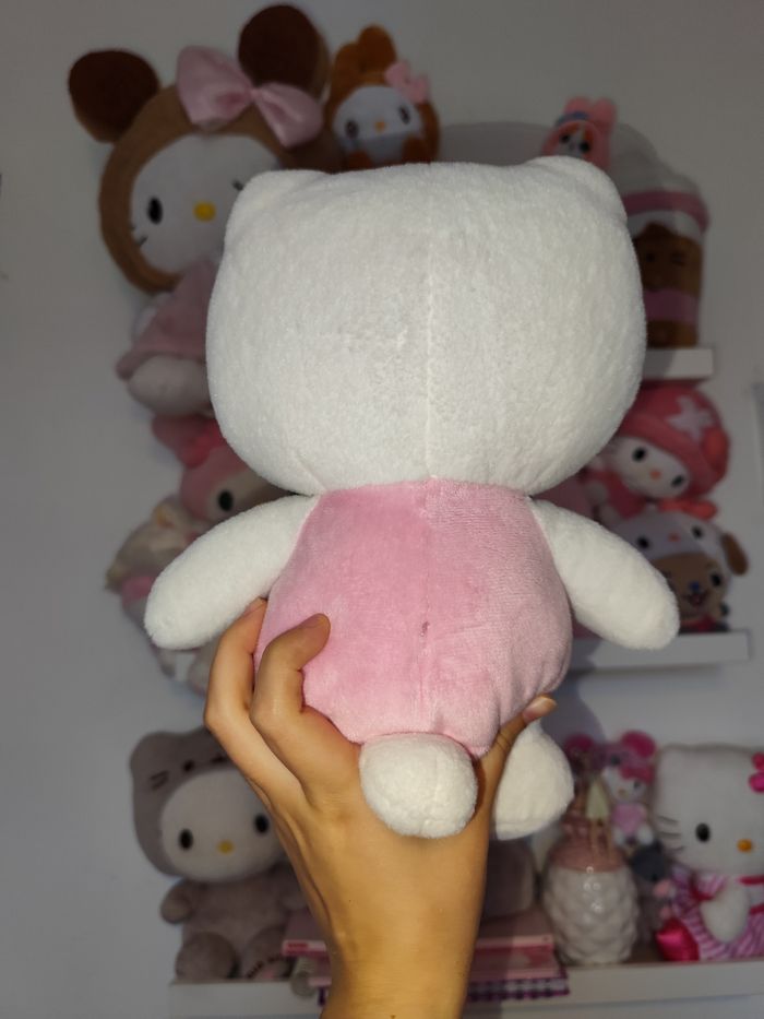 grande grosse peluche doudou hello kitty sanrio 2010 t-shirt rose fleur cute coquette - photo numéro 4