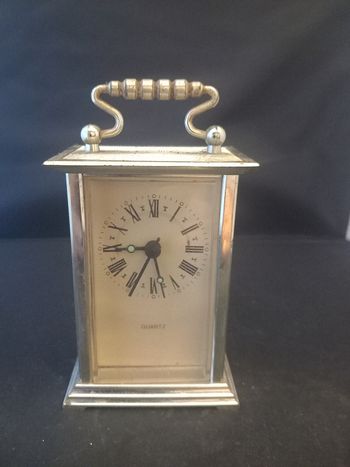 Horloge à quartz LBP