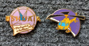 Lot de 2 pin's Ushuaia