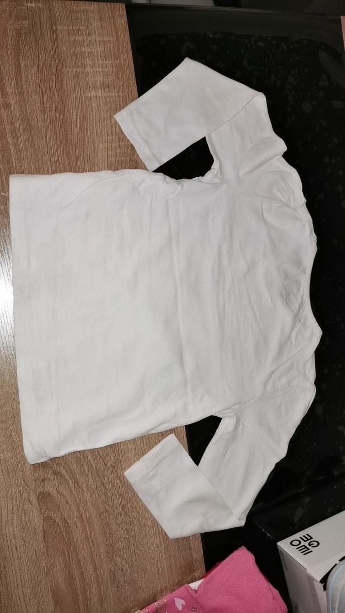 T-shirt manche longue C&A  5ans - photo numéro 3