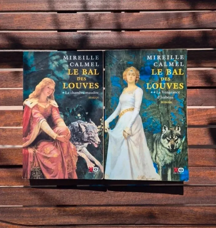 Lot de 2 livres – Le Bal des Louves – Mireille Calmel (XO Éditions)
