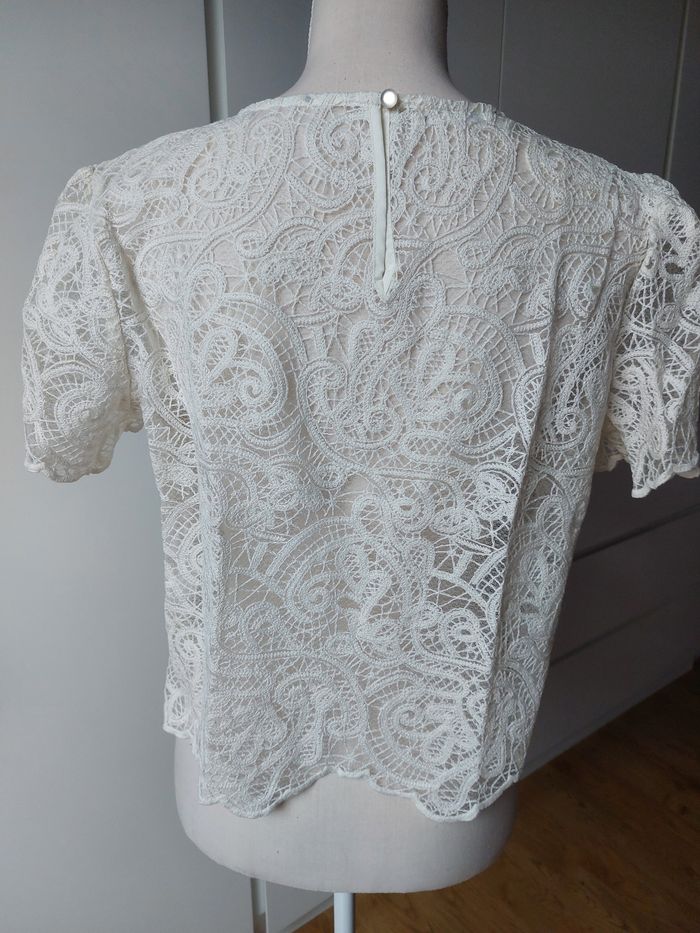 Très joli top en dentelle manches courtes - photo numéro 4