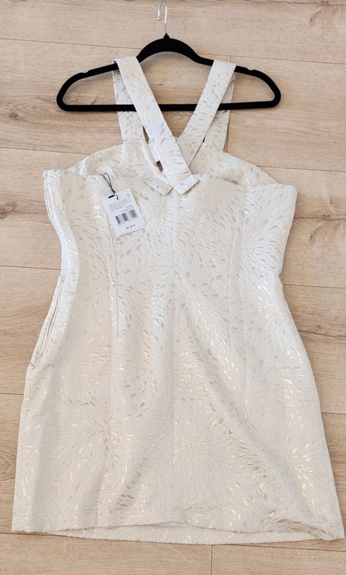 Robe bretelles fourreau crème doré taille 42 Naf Naf - photo numéro 2
