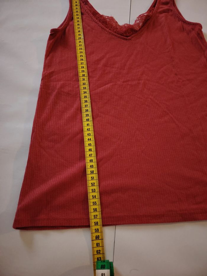 débardeur rouge 34 - photo numéro 6