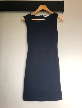 Robe sans manches tailleur marine Mango XS