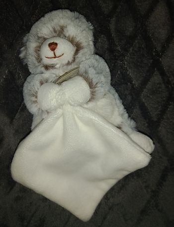 Doudou peluche ours Pm chiné et blanc avec mouchoir - les flocons - Baby Na